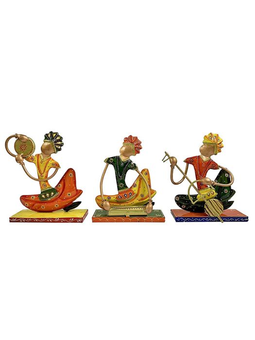 Handmade Table Décor of Grooving Rajasthani Musicians (Set of 3)
