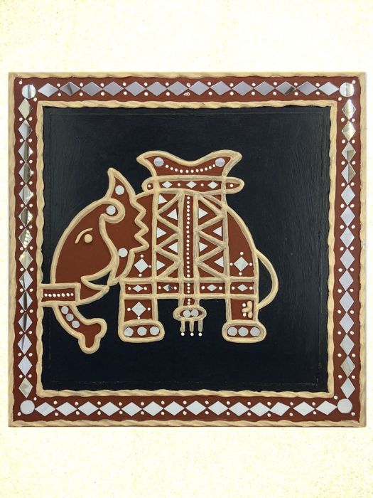 Handmade Elephant Wall Decor with Mud and Mirror lippan art from Kutch