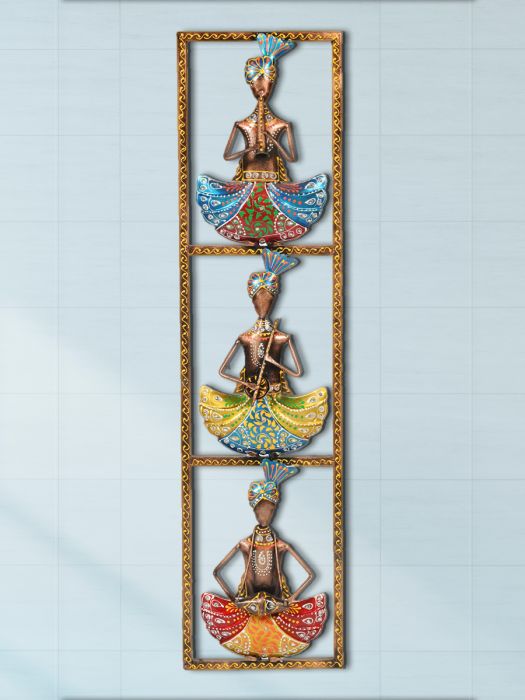Hand made Wall hanging of traditional Rajasthani musician trio