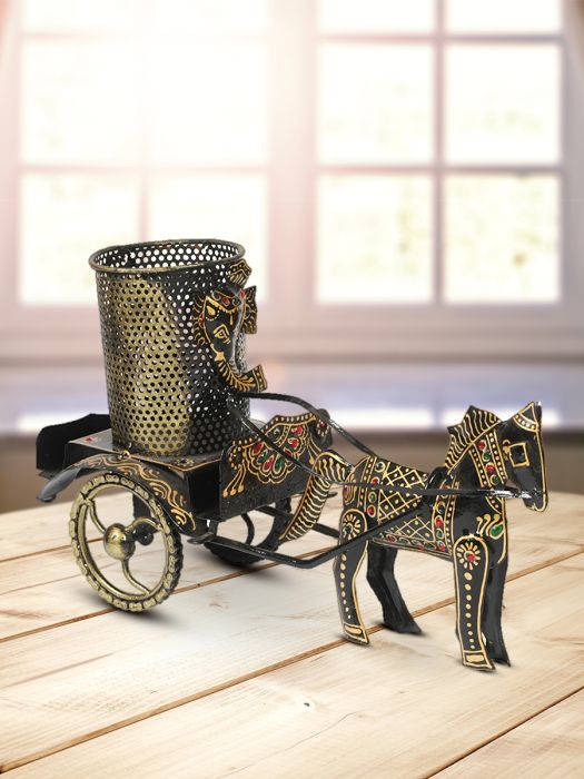 Hand made Table decor horse and carriage pen stand